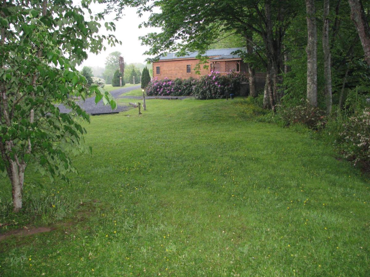 Linville River Log Cabins Newland Room photo